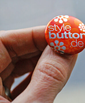 metallic button hand Buttons 25 mm mit Schmetterlingsverschluss / Butterfly