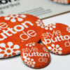 unser kleines Musterset mit Buttons ist kostenlos